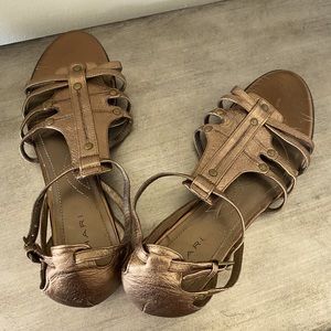 Womens Tahari Leather Flat Sandals